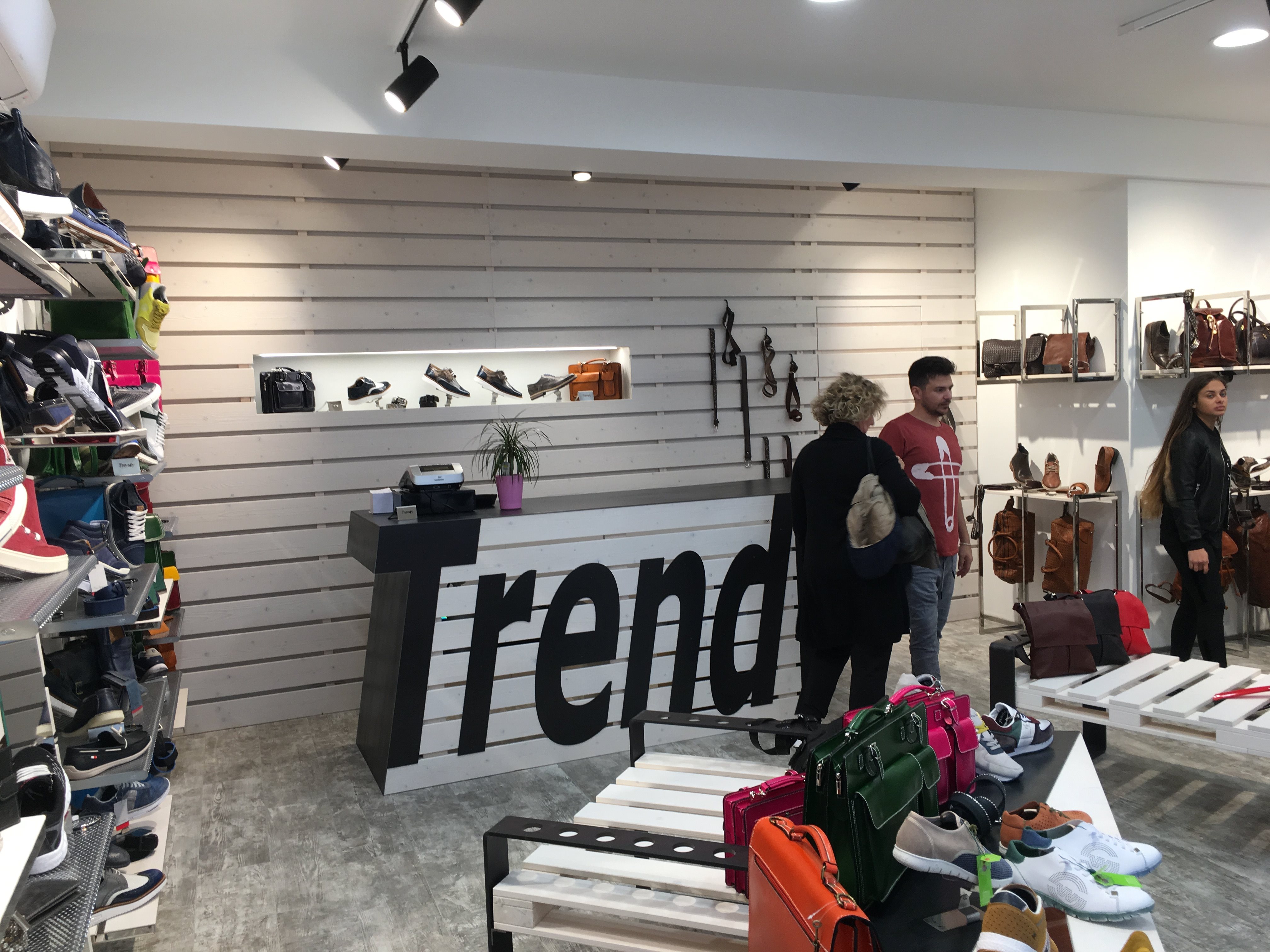 Shoe store in garda, verona